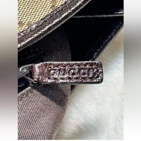 Gucci Beige and Brown Shoulder Bag - Picture 11 of 13